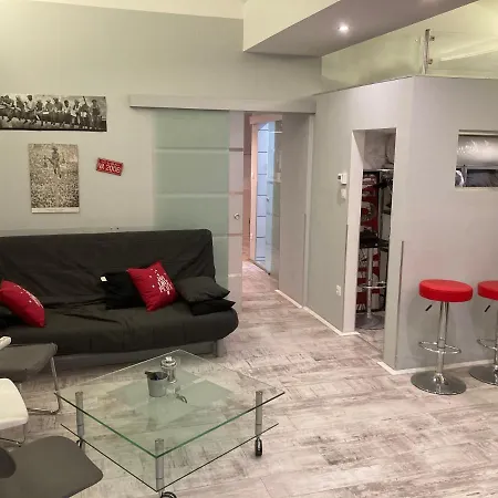 Marilyn Center Apartament Beci